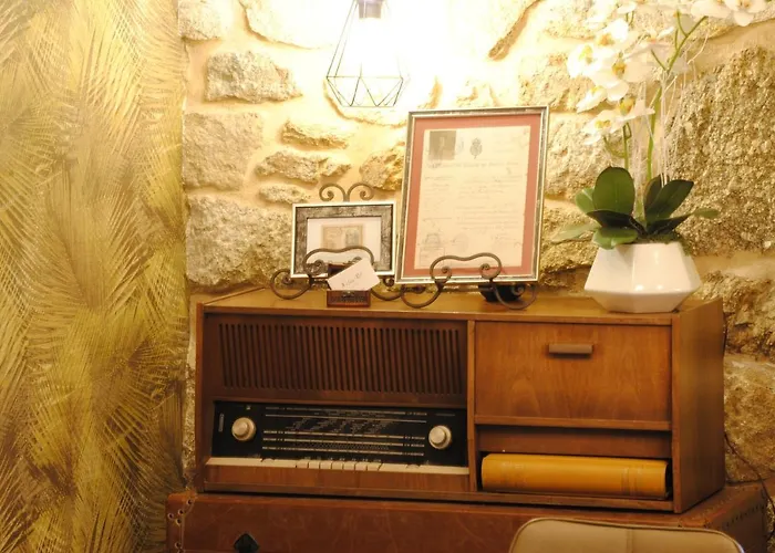 Roquino Hotel