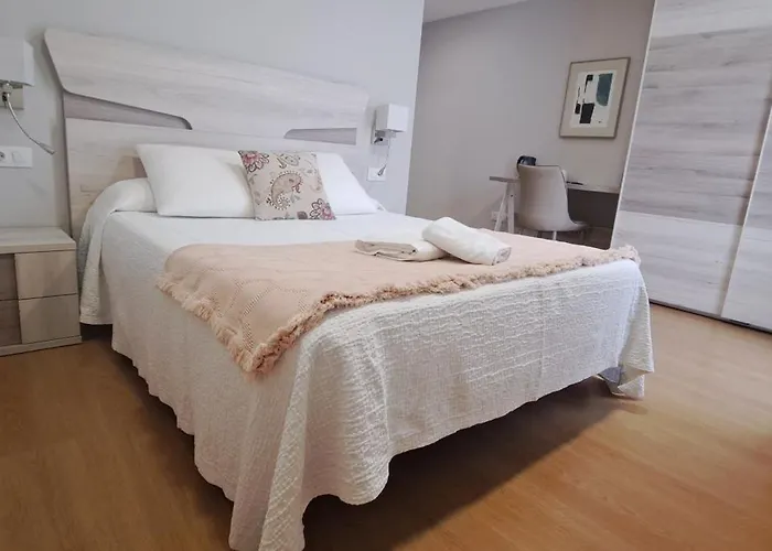 מלון Roquino קלדס דה רייס